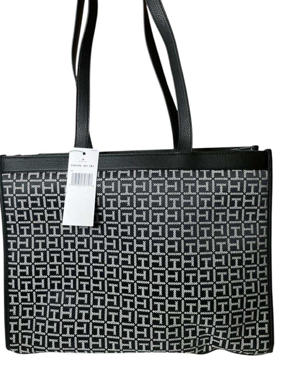 Bolsa Tommy Hilfiger Tricolor Tipo Tote | Elegancia Clásica y Espacio Ideal